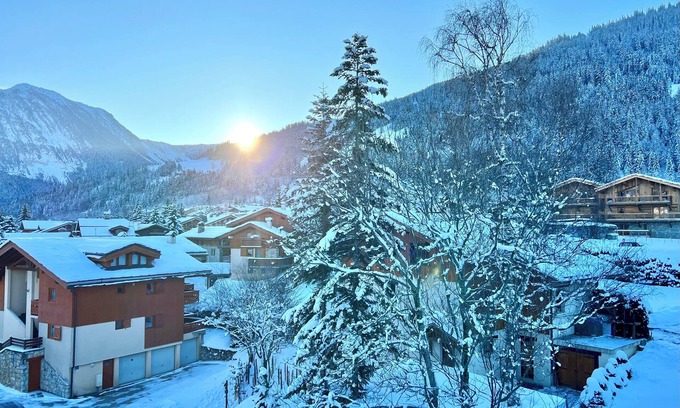 Le Praz Apartment | Newly renovated apartment for 6 people in Courchevel Le Praz