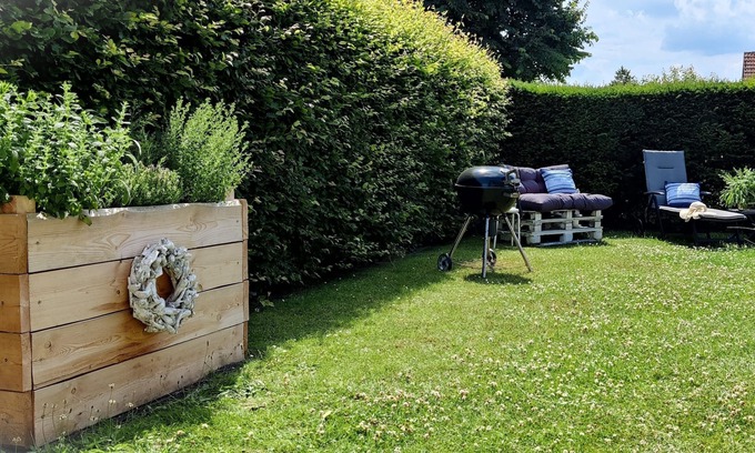 Harlesiel House | NEWLY RENOVATED - Holiday home Harlestern - only a few meters from the sandy beach