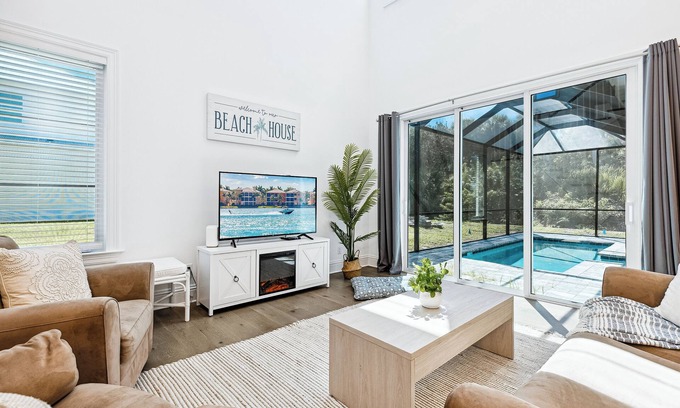 Fort Pierce House | Newly Renovated Near Beach-House w/Private Pool & Lanai w/BBQ