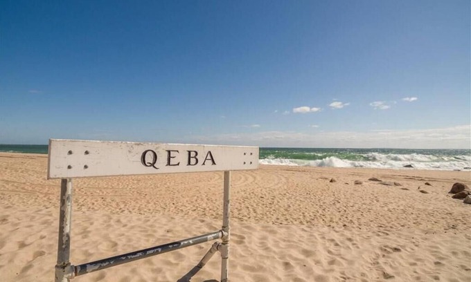 Quonochontaug House | Newly Renovated Quonnie Beach House - QEBA Beach Pass & Pond Access