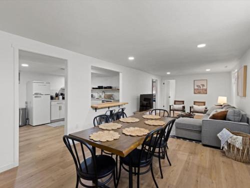 Northeast Colorado Springs Apartment | Newly Renovated Basement Apt