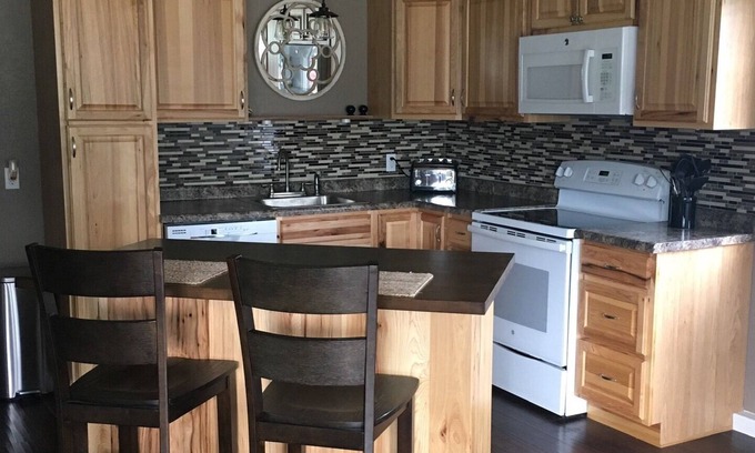 Cadillac House | Newly Updated Home - 900 Chestnut St. - short walk to Lake Cadillac