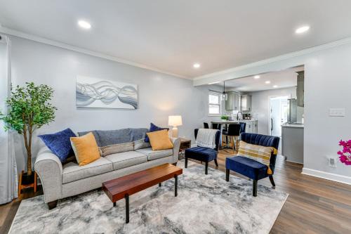 Lincoln Heights House | Newly Updated Home about 3 Mi to Downtown Charlotte!