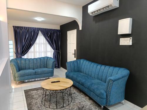 Taman Kota Laksamana House | Newstar Jacuzzi Homestay Near Jonker Kota Laksamana Melaka