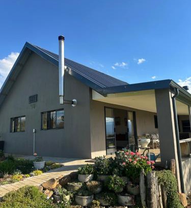 Kwa Sani House | Nguni Cottage