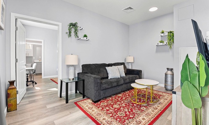 Everett Apartment | Nice 1BR Near Encore Boston 3725
