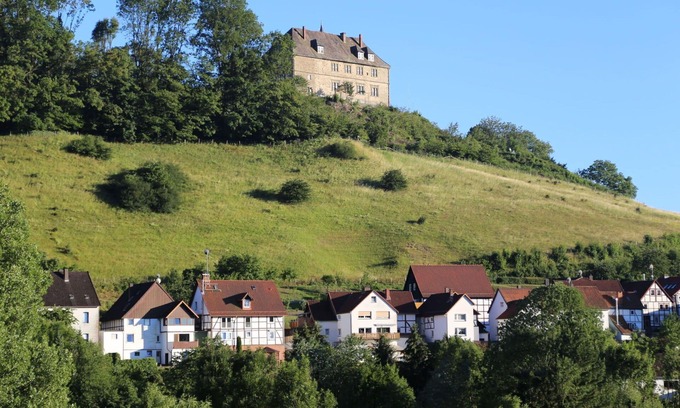 Schwalenberg Apartment | Nice apartment for 4 people with WIFI, TV, terrace and parking