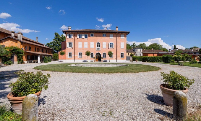 Strassoldo Apartment | Nice apartment for 5 guests with WIFI, A/C, TV, terrace, pets allowed and parking
