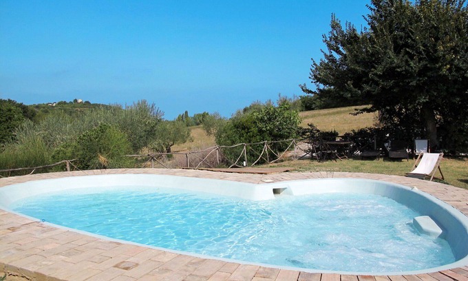 Granarola Apartment | Nice apartment for 2 people with pool, A/C, WIFI, TV, patio, pets allowed and panoramic view