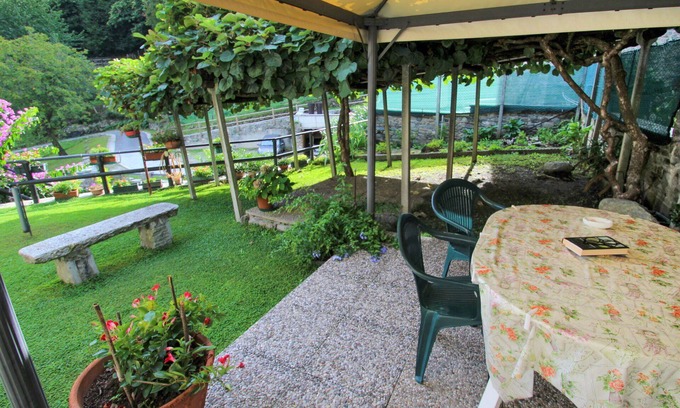 Cremia Apartment | Nice apartment for 4 people with TV, balcony and parking