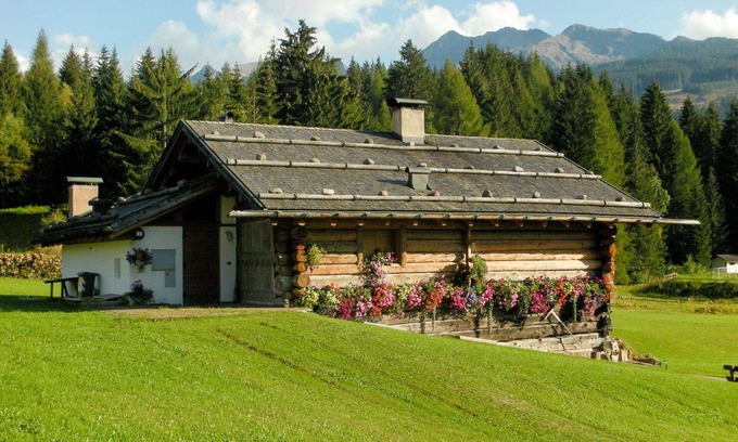 Bellamonte Apartment | Nice apartment for 10 people with WIFI, TV and pets allowed