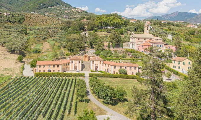 Sestri Levante Villa | Nice apartment in villa for 4 people with WIFI, TV and parking