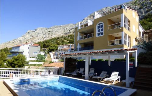 Mimice Apartment | Nice Apartment In Mimice With Wifi