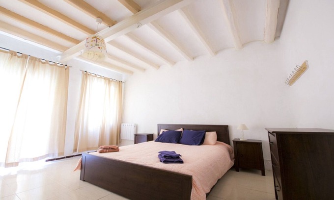 Reus Condo | Nice apartment in the historic and commercial center of Reus.