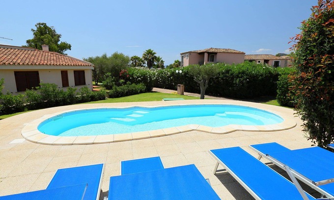 Muravera House | Nice apartment in villa for 6 people with WIFI, private pool, A/C, TV, terrace and parking