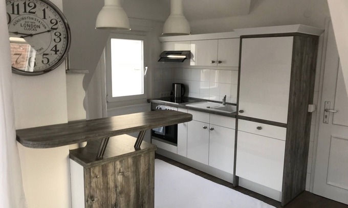 Reichenbach an der Fils Apartment | Nice centrally located air-conditioned attic apartment