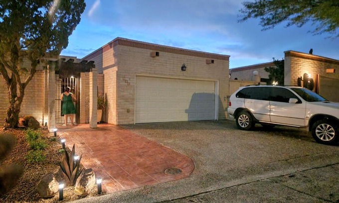 Biggs Field Villa | NICE CONDO NEAR i10, 4 BEDS WITH A VIEW