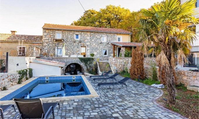 Gostinjac House | Nice home in Gostinjac with Sauna, Outdoor swimming pool and Heated swimming pool