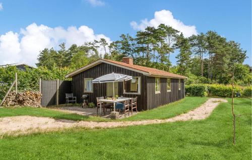 Hadsund House | Nice Home In Hadsund With Kitchen