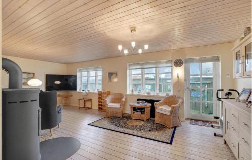 Thyboron House | Nice Home In Thyborøn With Wifi