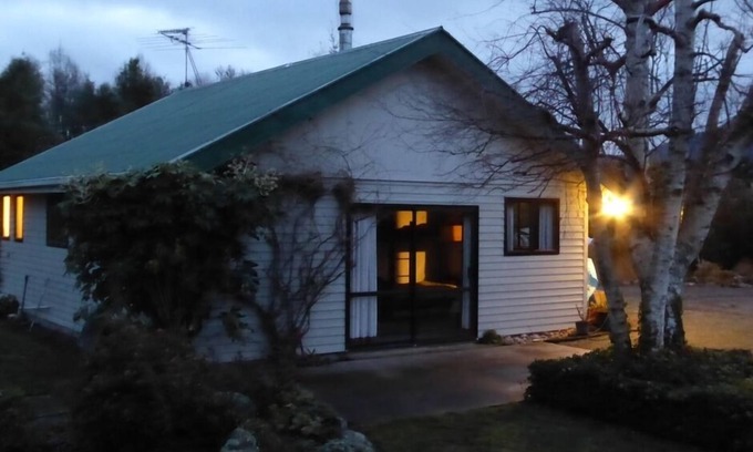 Staveley Cottage | Nicks Cottage self contained accomodation