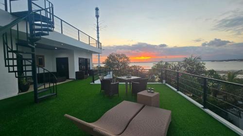 Tanjungbenoa Villa | Nipper Benoa - 4BR Beach Front Sunset Villa