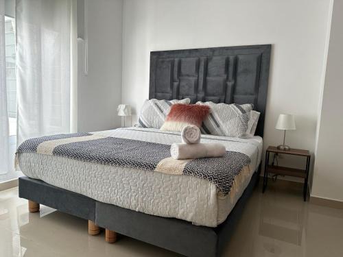 Cali Apartment | Nirvana Deluxe Studios - 5min de Clínica Valle de Lili y CC Jardín Plaza