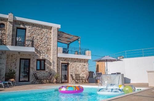 Kouroutai Apartment | Nithavri's Pool Apartments