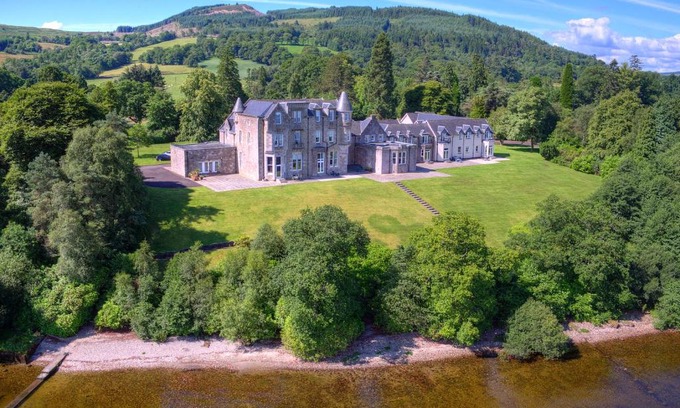 Arden House | No 15 Lomond Castle