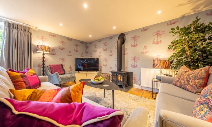Heacham House | No. 33 Woodlands Cottage, Heacham, Norfolk