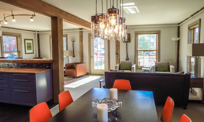 Belfast Apartment | No hidden cleaning charges. Huge 3bd/3ba apartment with tons of waterviews.