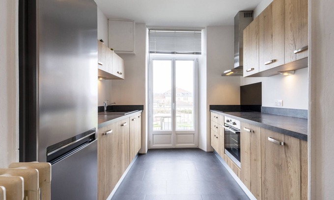 Vittel Apartment | Noa : 2 bedroom flat in the city centre of Vittel (Balcony and free parking)