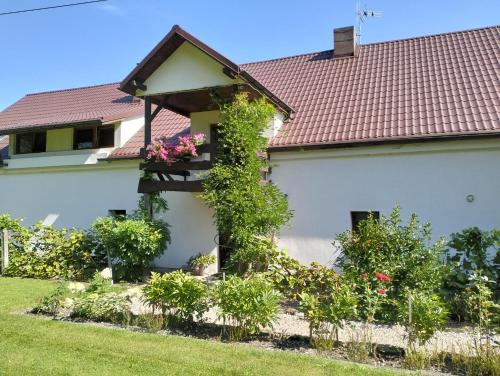 Bystrzyca Kłodzka Bed & Breakfast | Noclegi i sauna w starym domu