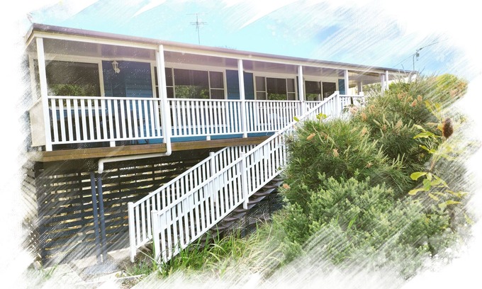 Point Lookout Cottage | Noctourism in 3 Bed Pt Lookout Bijou Cottage
