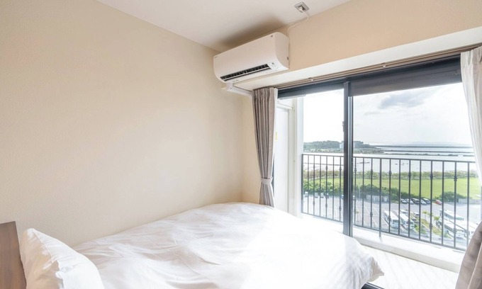 Gushi Hotel | Nonsmoking Double room airport view Parking /Naha Okinawa