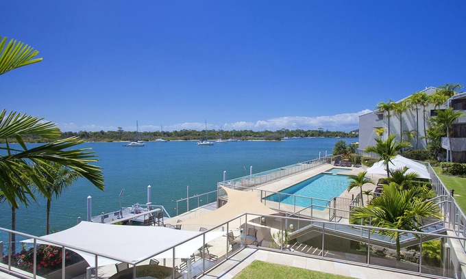 Noosa Heads Apartment | Noosa Shores Resort