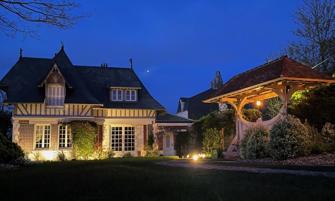 Villerville House | Norman mansion between Deauville and Honfleur, facing the sea