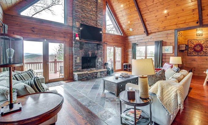 Ranger House | North Georgia Log Home w/Long Range Views
