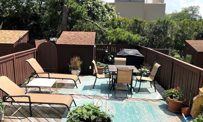 North Shores House | North Shores Private Beach Downtown Rehoboth 2BR Townhouse w/ Pool