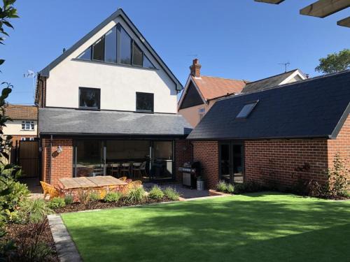 Southwold House | North South