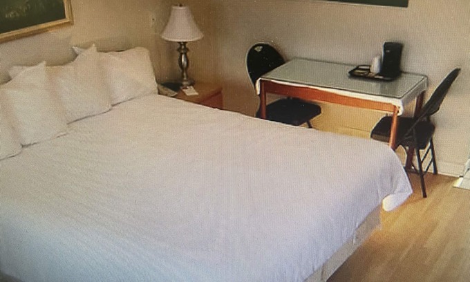 Iqaluit Apartment | NORTHERN CANADA'S COMFORT ᐅᑭᐅᖅᑕᖅᑐᒥ ᑲᓇᑕᒥ ᐊᑲᕐᓂᖏᑦ