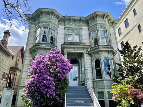 Alphabet Historic District Hostel | Northwest Portland Hostel