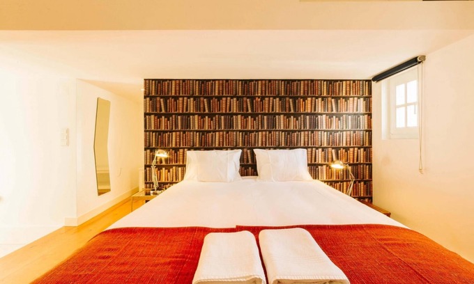 Misericordia Apartment | Not Guilty Duplex at Bairro Alto
