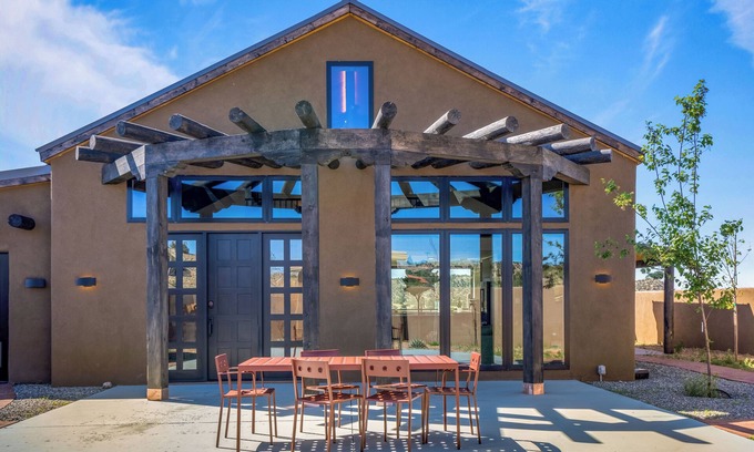 Lamy House | Not So Lamy | Artistic Retreat with Mountain Views