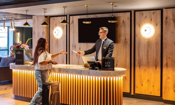 Little Hay Hotel | Novotel Birmingham Airport