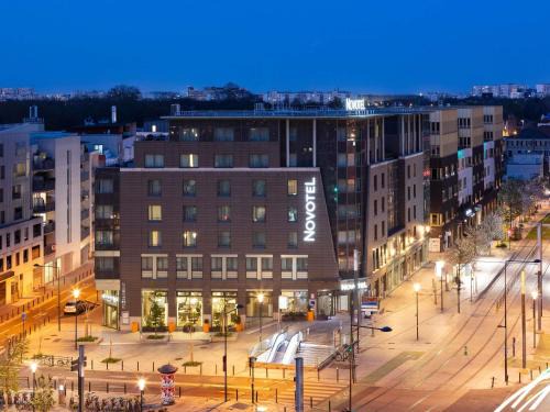 Saint-Denis Hotel | Novotel Paris Saint Denis Stade Basilique