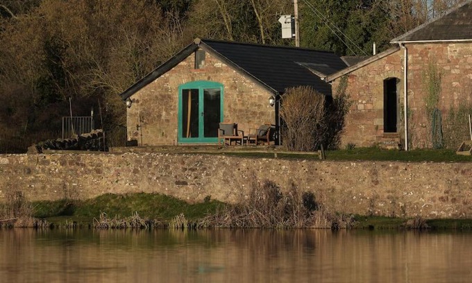 Lydney House | Noxon Pond Cottage