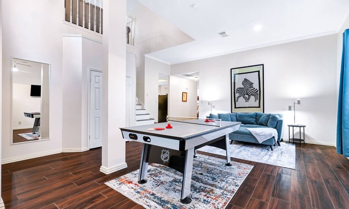San Antonio House | Nr Sea World | Games | WiFi | BBQ | Yard | Pet Ok