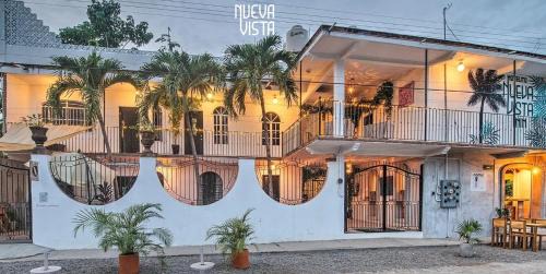 La Cruz de Huanacaxtle Hotel | Nueva Vista INN