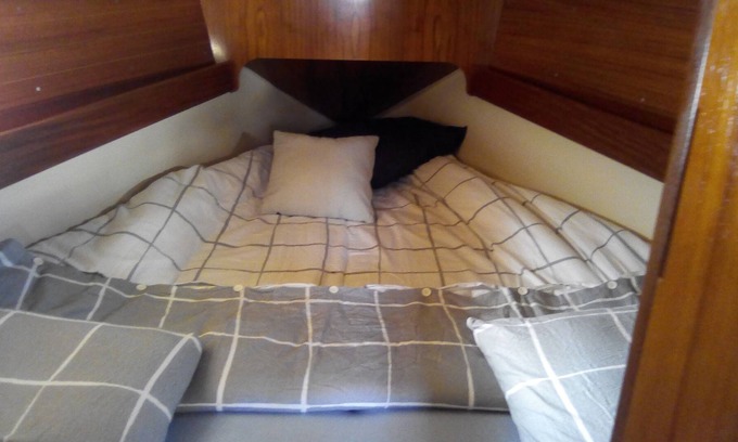 Normandy Boat Rental | Nuit Romantique SUR UN Beau Voilier